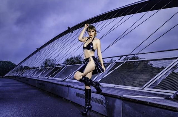 Chain Skater Skirt | Black Latex Skirt | Kaori's Latex Dreams